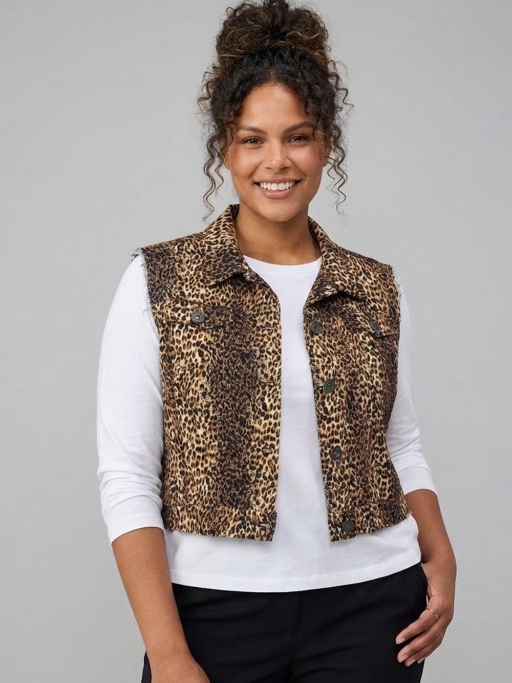 last kiss Leopard Print Sleeveless Crop Vest with Raw Hems